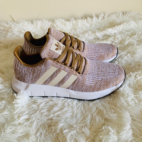 Adidas Swift Run - Picture 5 of 6